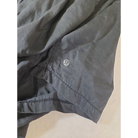 Lululemon & Go Keepsake Black‎ Tencel Pleated Shorts Size 10 - Picture 10 of 12